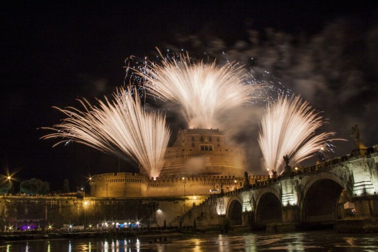 48689562_xxl castel sant'angelo fuochi d'artificio, capodanno, roma