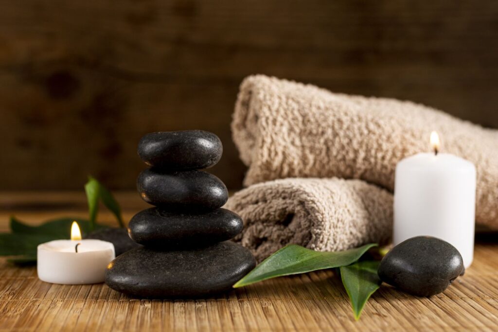 splendida-disposizione-con-pietre-spa-e-candele